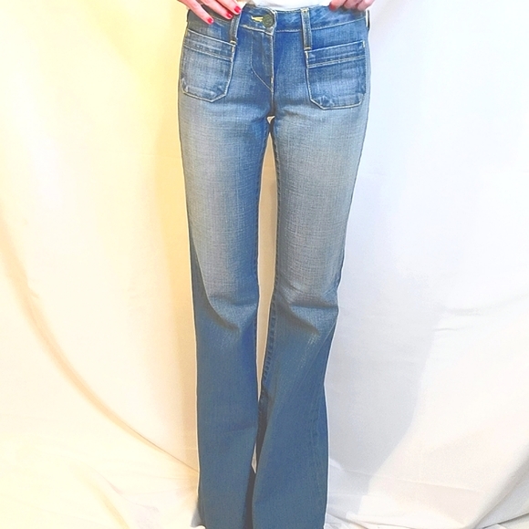 TRUE RELIGION light-wash flare jeans - Picture 5 of 13